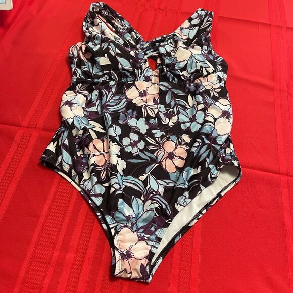 Beach Scene Collection Floral One Piece Bathing Suit Size Large - Picture 1 of 5